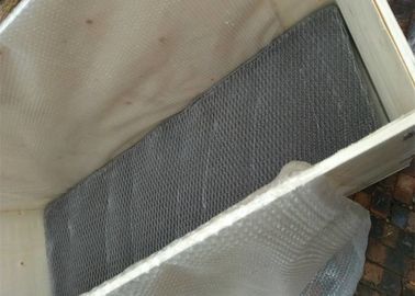 Knitted Mesh Pad wordt geproduceerd Verscheidene materialen Dikte 150 mm