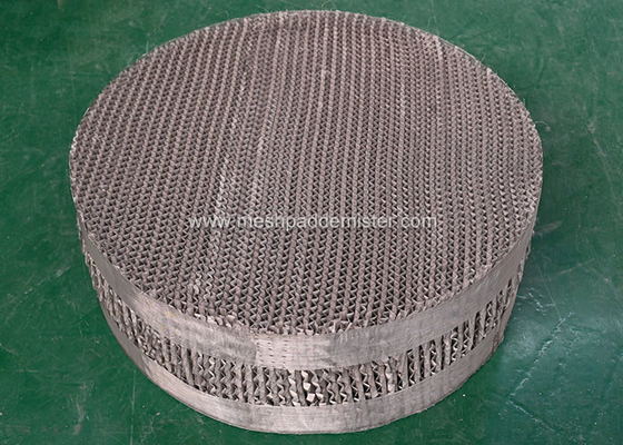 CY 700 Typedraad Mesh Structured Packing Dn 800 Mm * 12000 Mm Hoogte
